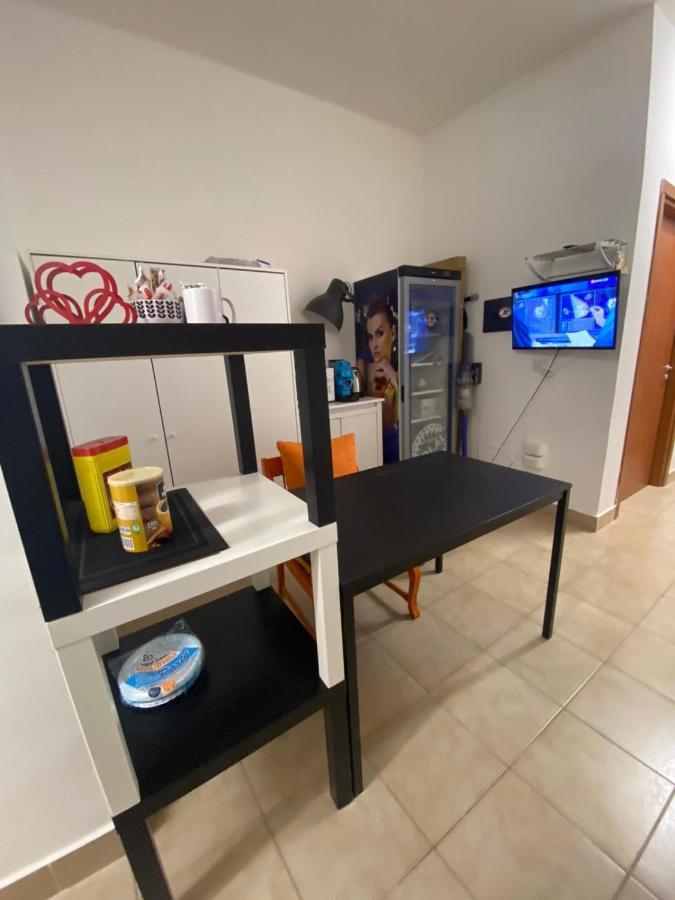 Micamale Hotel Modugno Eksteriør billede